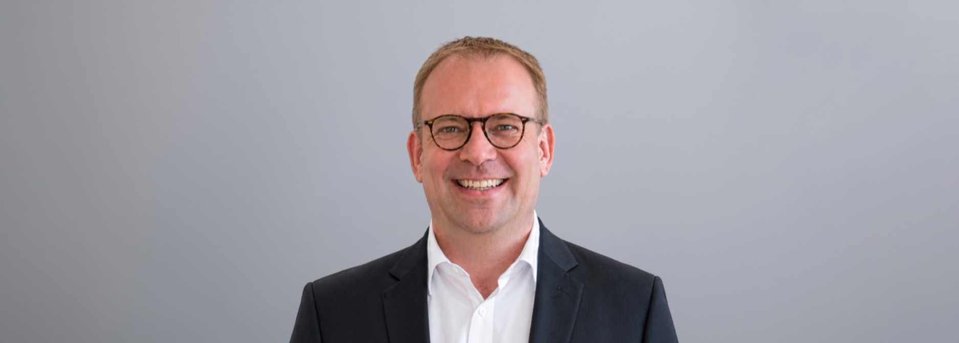 Mark hochmann joins OMMAX x SINGULIER as CFO/COO